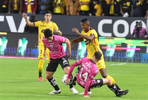 ¿Barcelona SC puede vencer a Independiente del Valle en este torneo?