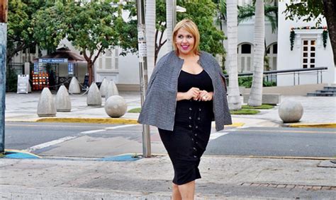 ¿Es apropiada la lingerie visible para el trabajo?