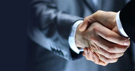 ¿Fortalece la transparencia la confianza en las relaciones personales?
